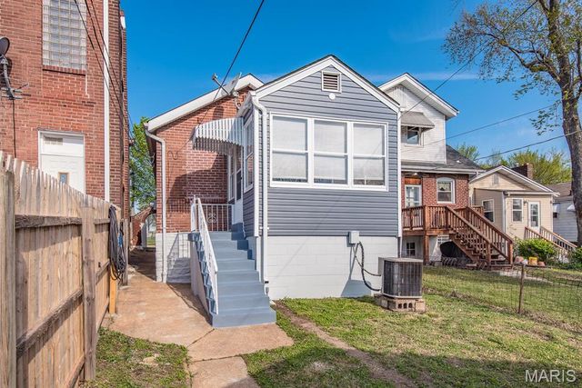 5920 Morganford Road, St Louis, MO 63116