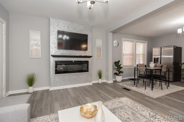 5920 Morganford Road, St Louis, MO 63116