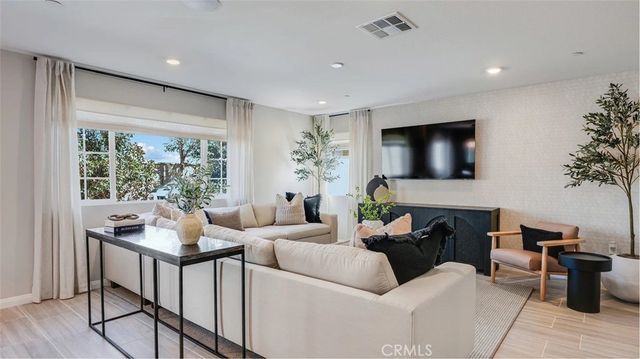 7216 Serene Skies Court, Jurupa Valley, CA 92509