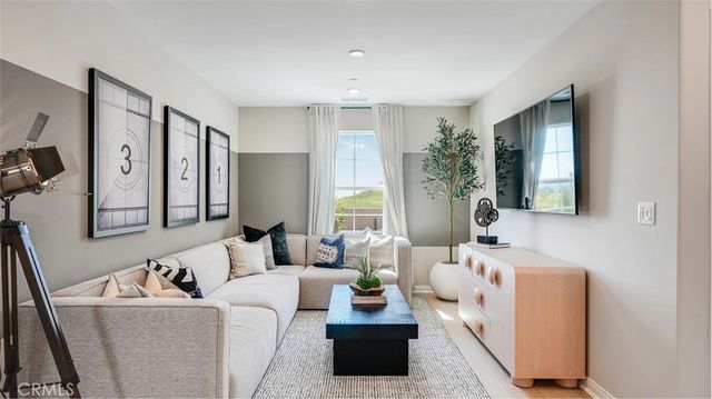 7216 Serene Skies Court, Jurupa Valley, CA 92509