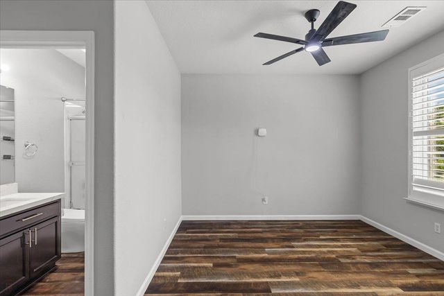 1766 Churchill Downs Cir, Oakdale, CA 95361