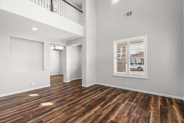 1766 Churchill Downs Cir, Oakdale, CA 95361