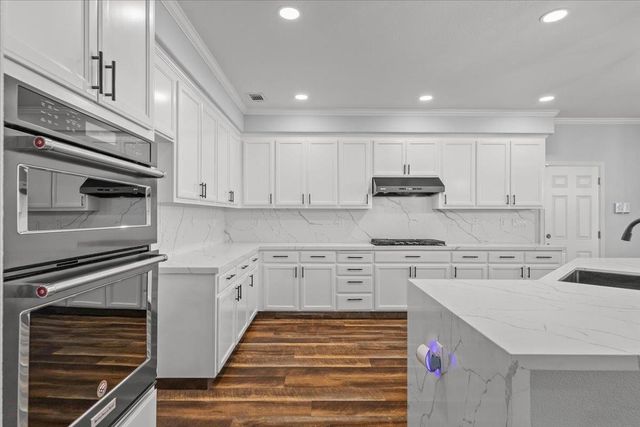 1766 Churchill Downs Cir, Oakdale, CA 95361