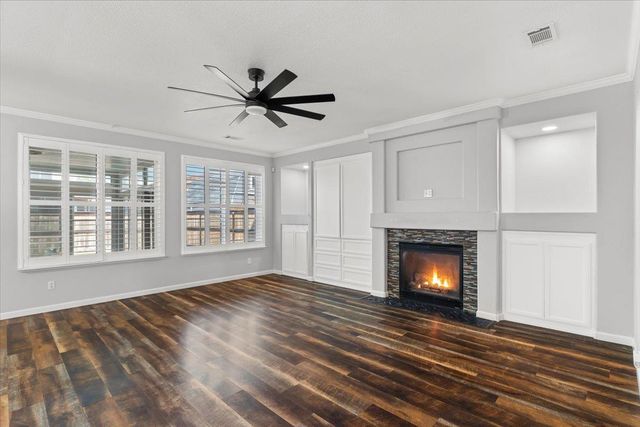 1766 Churchill Downs Cir, Oakdale, CA 95361