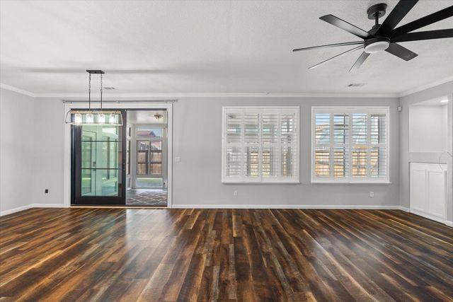 1766 Churchill Downs Cir, Oakdale, CA 95361