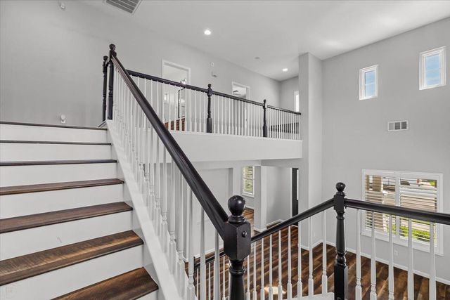 1766 Churchill Downs Cir, Oakdale, CA 95361