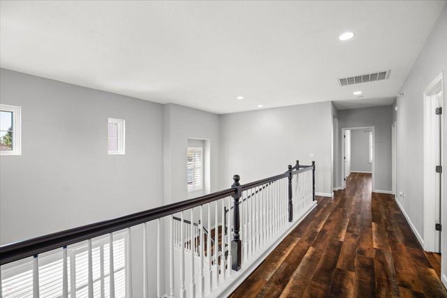 1766 Churchill Downs Cir, Oakdale, CA 95361