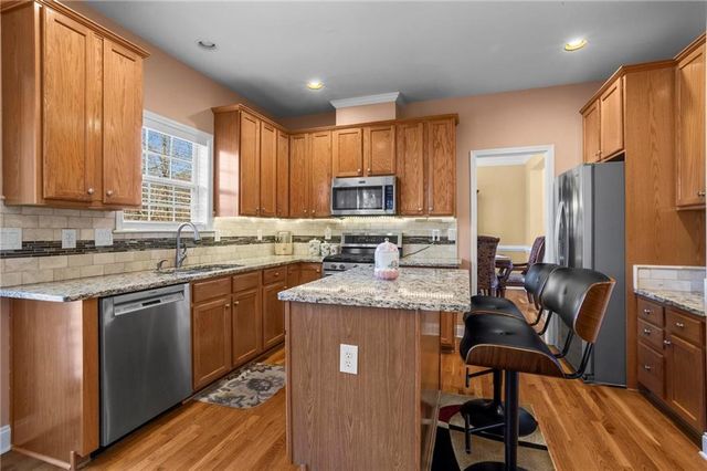 1728 Hampton Woods Way, Lawrenceville, GA 30043