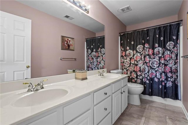 1728 Hampton Woods Way, Lawrenceville, GA 30043