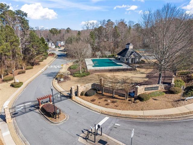 1728 Hampton Woods Way, Lawrenceville, GA 30043