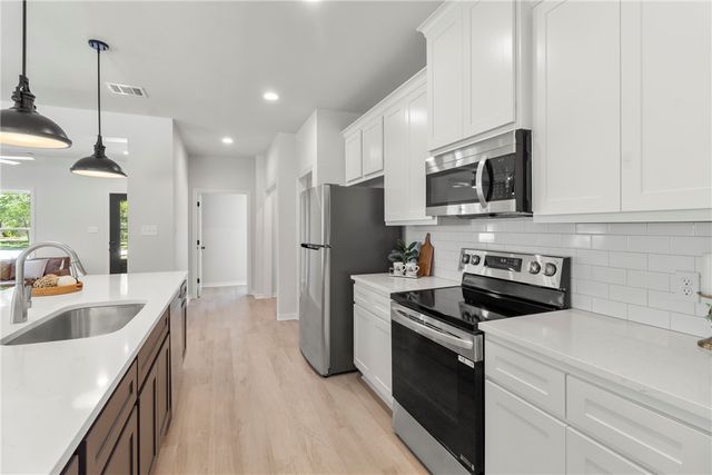 1104 Berkeley Street, College Station, TX 77840