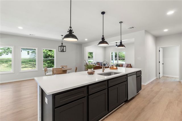 1104 Berkeley Street, College Station, TX 77840