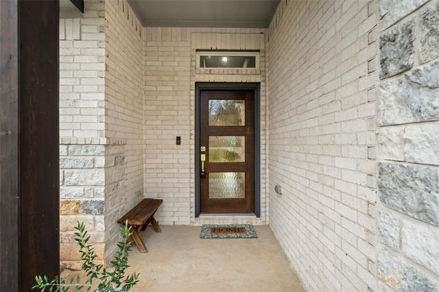 11755 Oakwood Ranch Drive, Willis, TX 77378