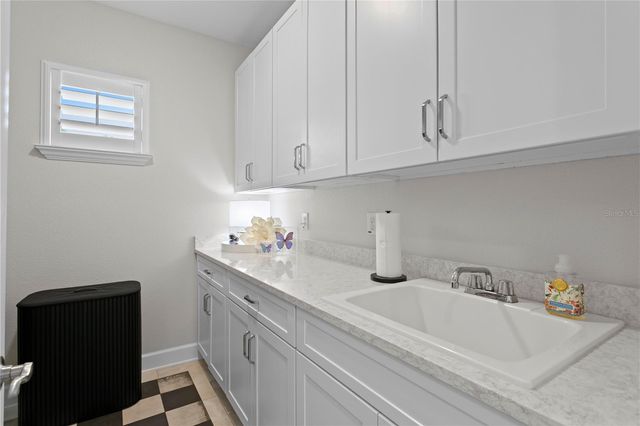 7865 MARSH POINTE DRIVE, Tampa, FL 33635