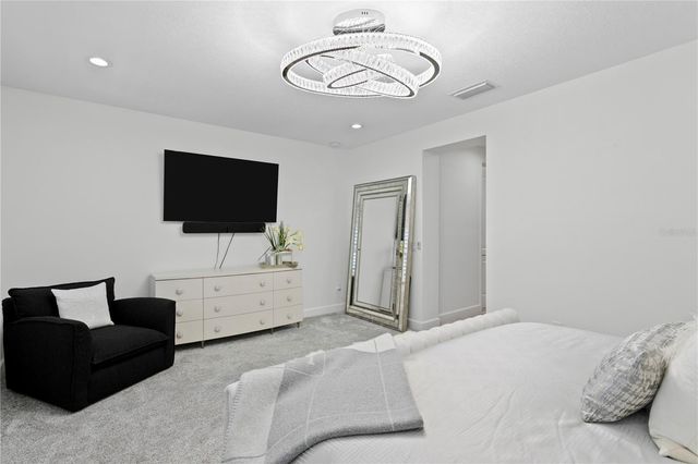 7865 MARSH POINTE DRIVE, Tampa, FL 33635