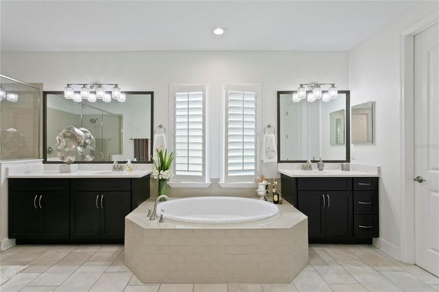 7865 MARSH POINTE DRIVE, Tampa, FL 33635