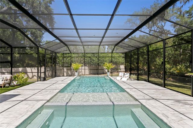 7865 MARSH POINTE DRIVE, Tampa, FL 33635