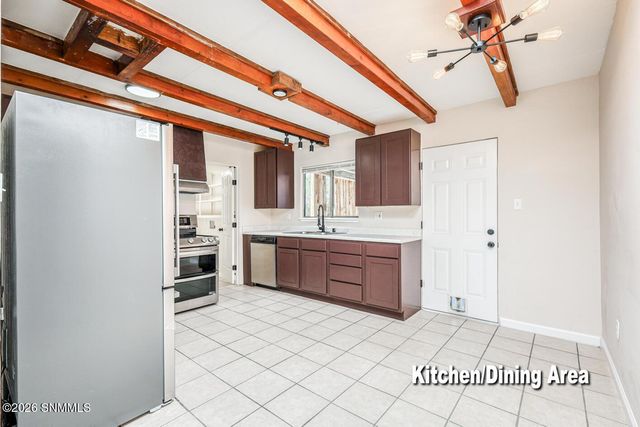 2105 Skyway Drive, Las Cruces, NM 88001