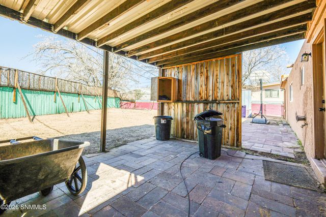 2105 Skyway Drive, Las Cruces, NM 88001