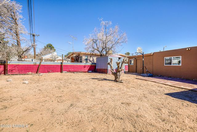 2105 Skyway Drive, Las Cruces, NM 88001