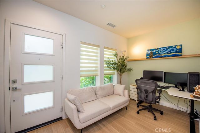 923 E Mason Lane 34, Anaheim, CA 92805