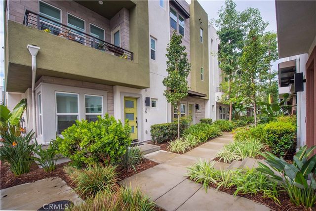 923 E Mason Lane 34, Anaheim, CA 92805