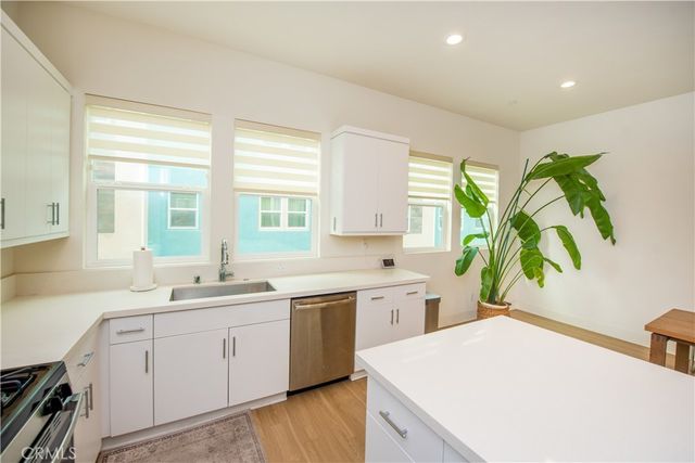 923 E Mason Lane 34, Anaheim, CA 92805
