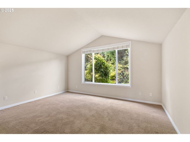 1925 HALL St, West Linn, OR 97068