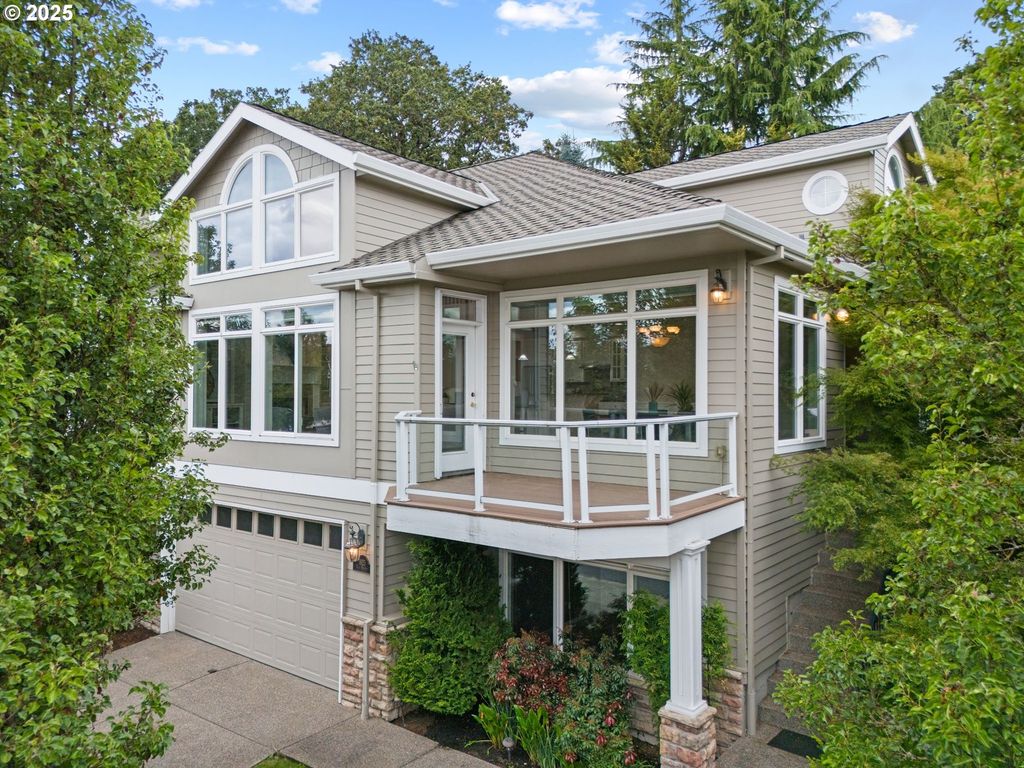 1925 HALL St, West Linn, OR 97068