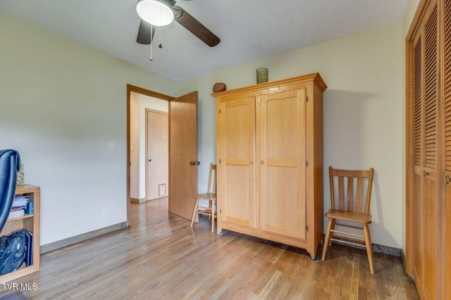 209 Harmony Acres Drive E, Jonesborough, TN 37659