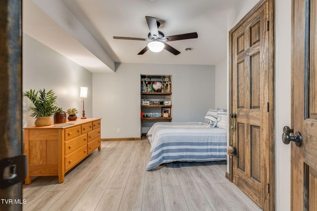 209 Harmony Acres Drive E, Jonesborough, TN 37659