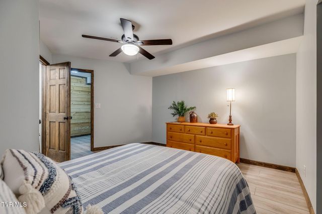 209 Harmony Acres Drive E, Jonesborough, TN 37659