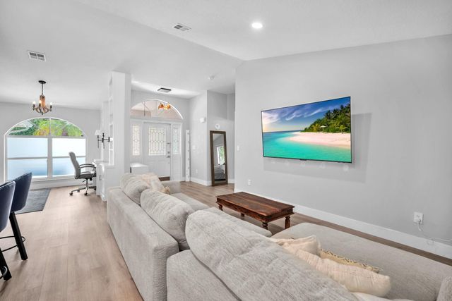 10844 Paso Fino Drive, Wellington, FL 33449