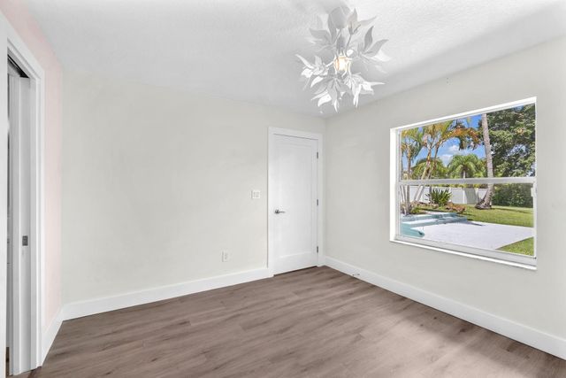 10844 Paso Fino Drive, Wellington, FL 33449