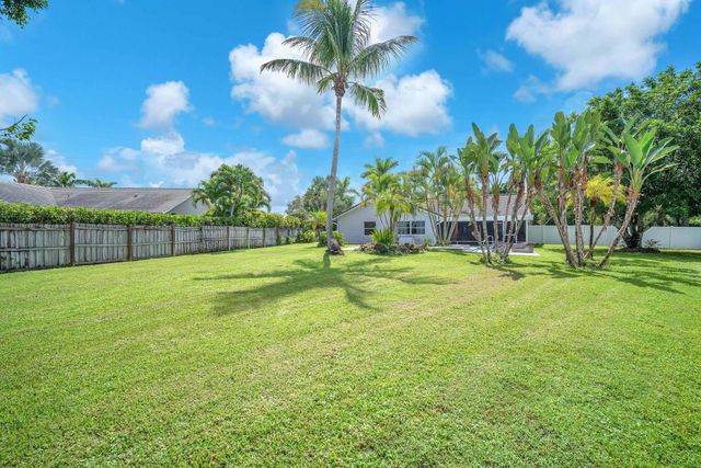 10844 Paso Fino Drive, Wellington, FL 33449