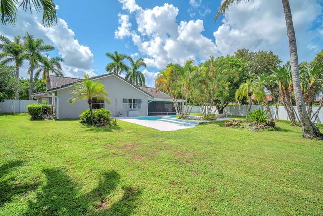 10844 Paso Fino Drive, Wellington, FL 33449