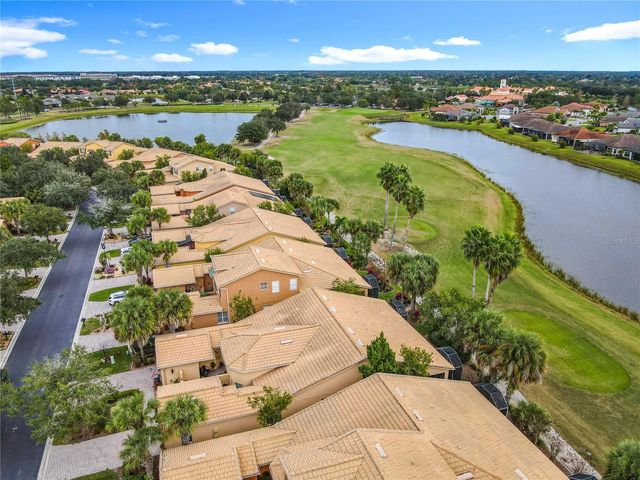 2472 PALM TREE DRIVE, Kissimmee, FL 34759