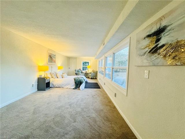 7052 Doummar DR, Norfolk, VA 23518