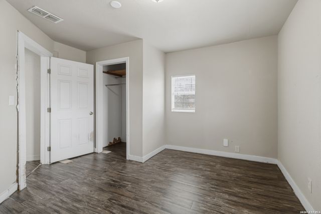 477 Bandera, Bandera, TX 78003