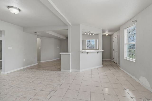 477 Bandera, Bandera, TX 78003