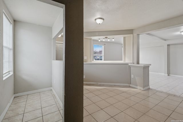 477 Bandera, Bandera, TX 78003