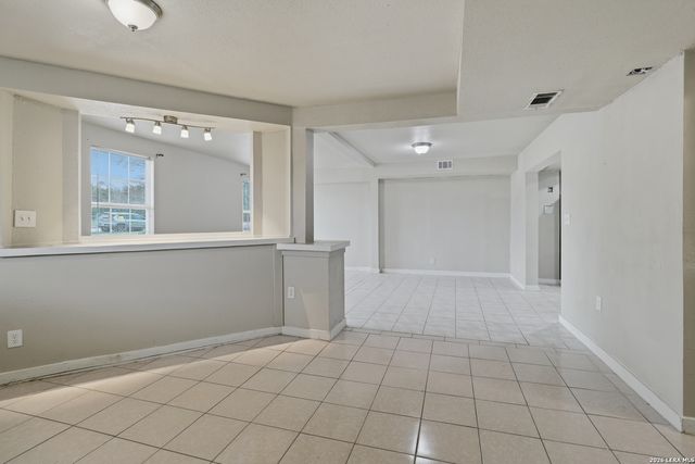 477 Bandera, Bandera, TX 78003