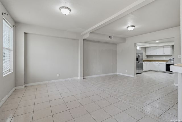 477 Bandera, Bandera, TX 78003