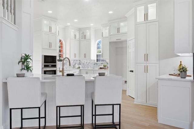 2304 Woodmoor Lane, Colleyville, TX 76034