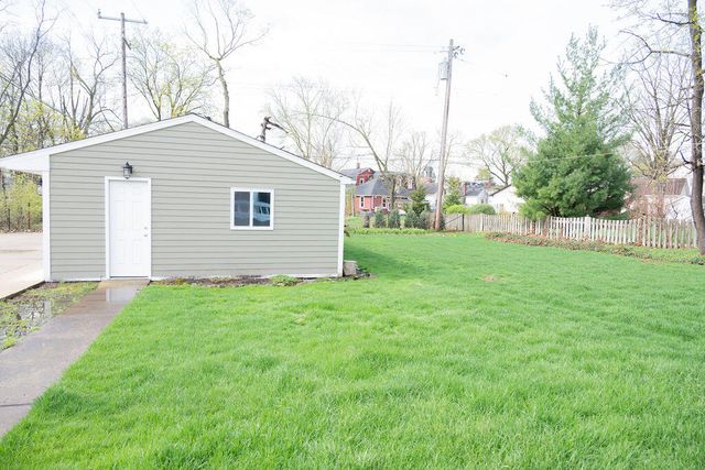 33315 Shiawassee Street, Farmington, MI 48336