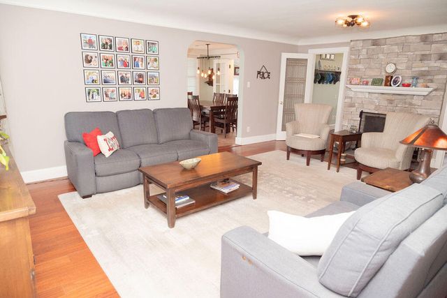 33315 Shiawassee Street, Farmington, MI 48336