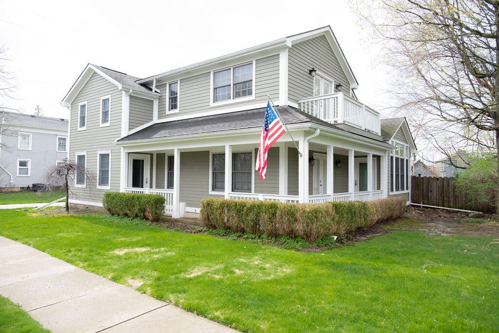 33315 Shiawassee Street, Farmington, MI 48336