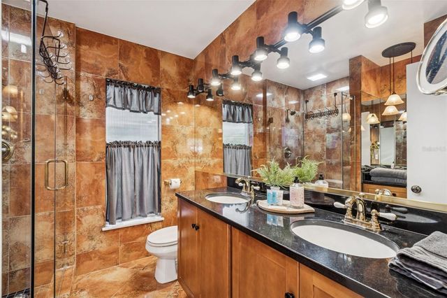 614 12TH STREET NW, Largo, FL 33770