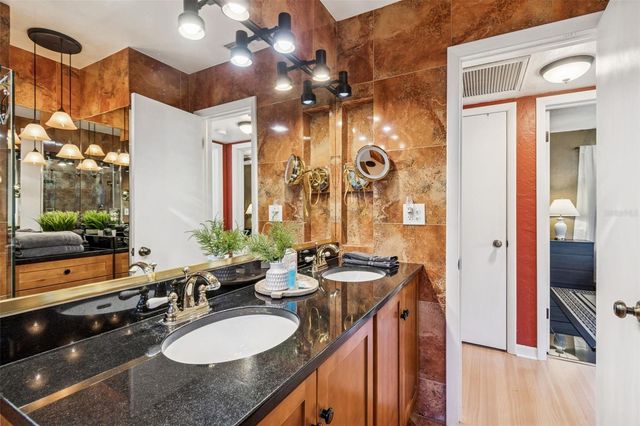 614 12TH STREET NW, Largo, FL 33770