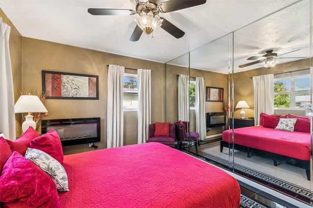 614 12TH STREET NW, Largo, FL 33770